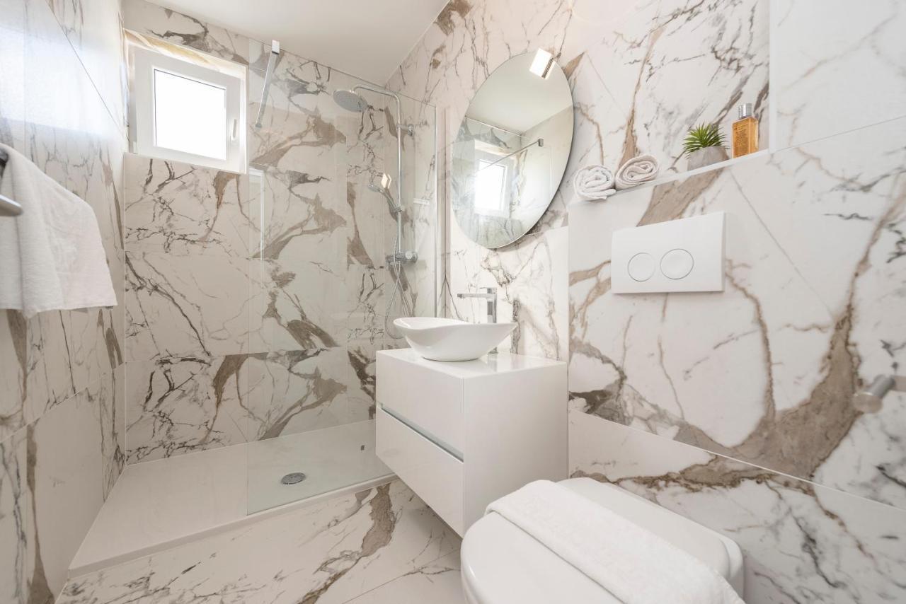 Mediteran Luxury Penthouse With Jacuzzi Mandre Kültér fotó